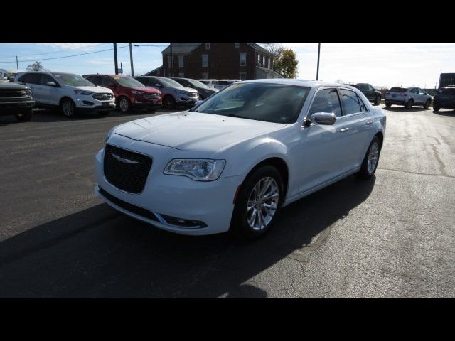 2016 Chrysler 300 300C