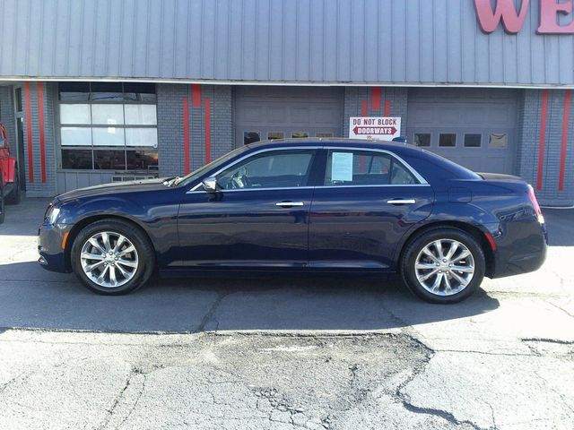 2016 Chrysler 300 300C