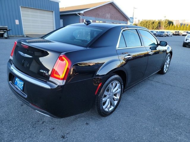 2016 Chrysler 300 300C