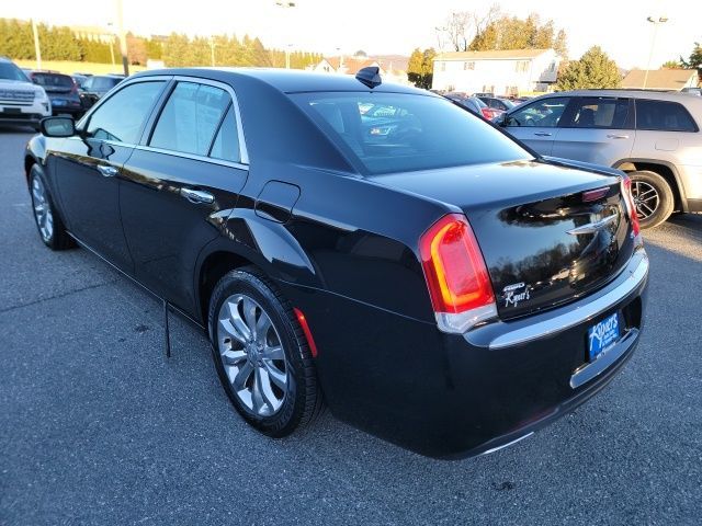 2016 Chrysler 300 300C