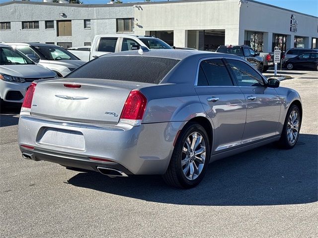 2016 Chrysler 300 300C