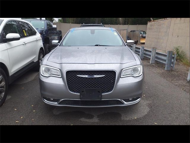 2016 Chrysler 300 300C