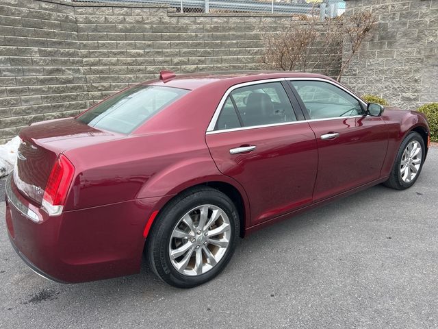 2016 Chrysler 300 300C