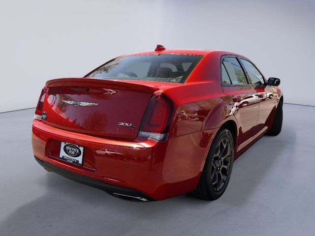 2016 Chrysler 300 300S