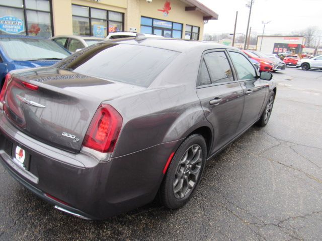 2016 Chrysler 300 300S