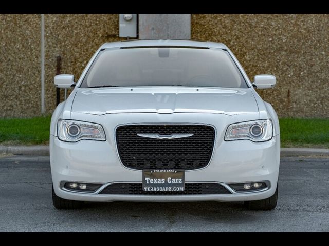 2016 Chrysler 300 Limited