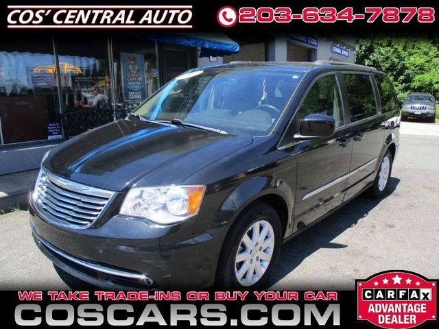 2016 Chrysler Town & Country Touring