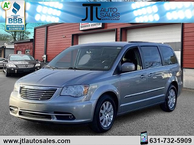 2016 Chrysler Town & Country Touring