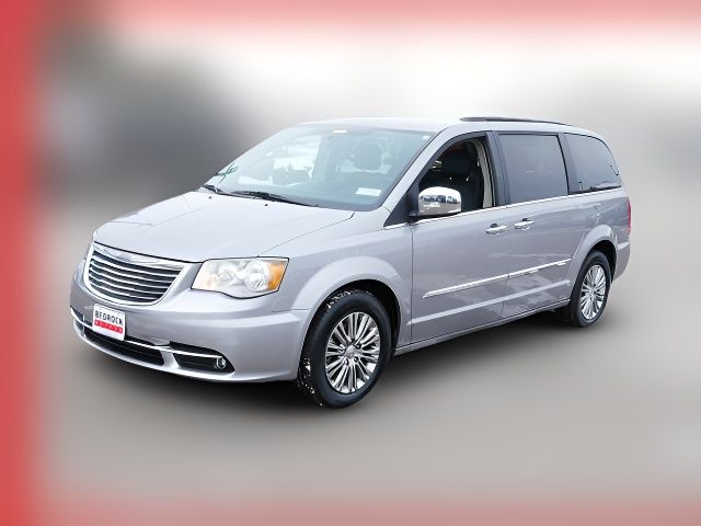 2016 Chrysler Town & Country Touring-L