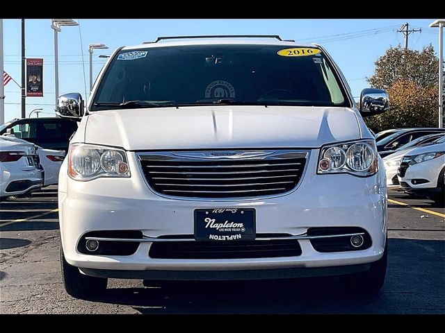 2016 Chrysler Town & Country Limited