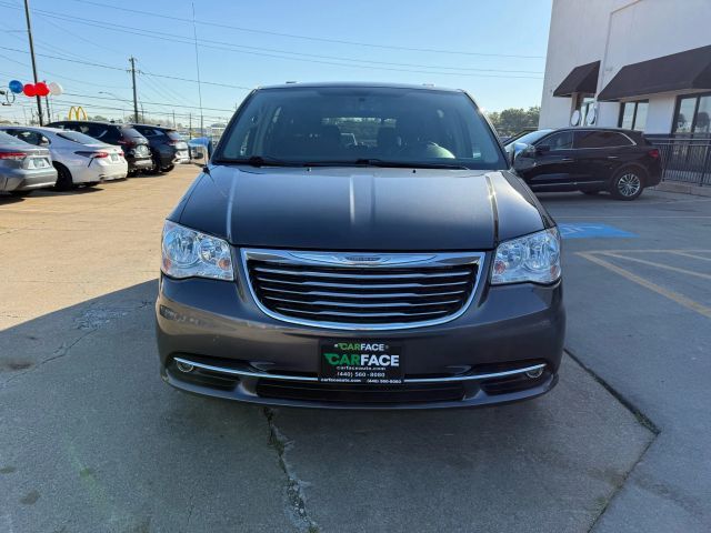 2016 Chrysler Town & Country Limited