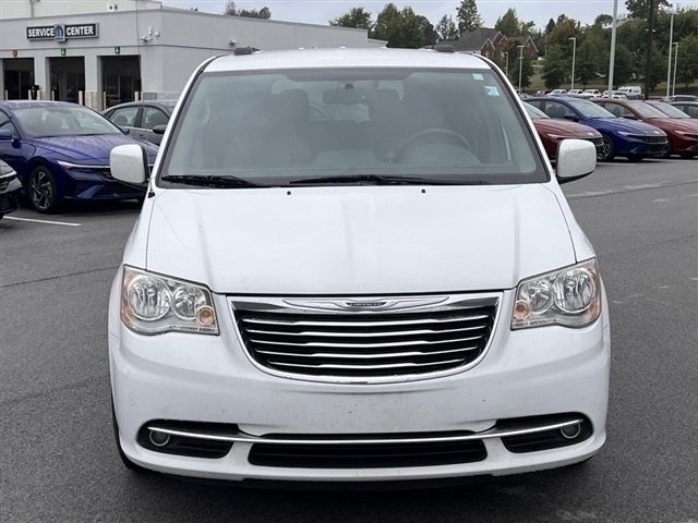 2016 Chrysler Town & Country Touring