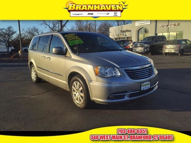 2016 Chrysler Town & Country Touring