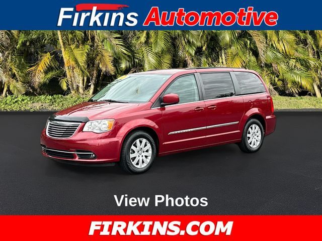 2016 Chrysler Town & Country Touring