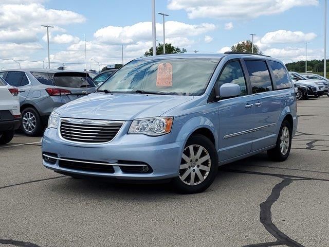 2016 Chrysler Town & Country Touring