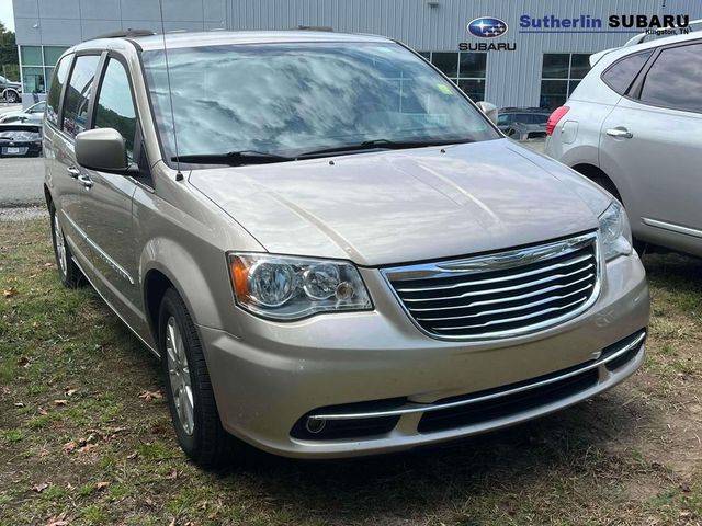 2016 Chrysler Town & Country Touring