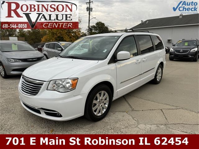 2016 Chrysler Town & Country Touring