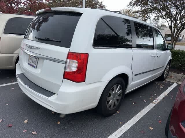 2016 Chrysler Town & Country Touring