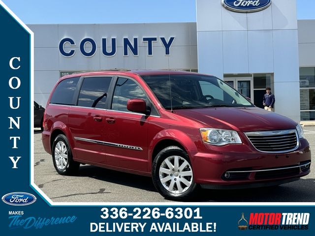 2016 Chrysler Town & Country Touring