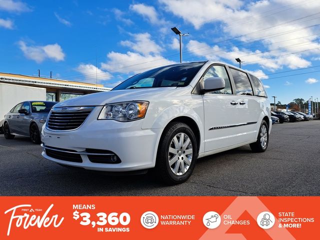 2016 Chrysler Town & Country Touring