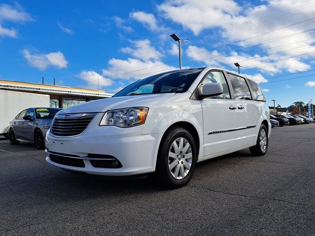 2016 Chrysler Town & Country Touring