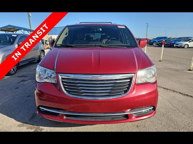 2016 Chrysler Town & Country Touring