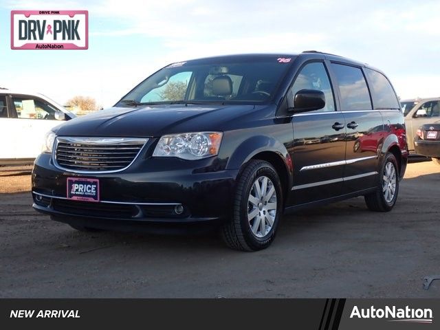 2016 Chrysler Town & Country Touring