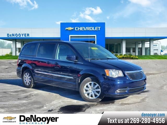 2016 Chrysler Town & Country Touring