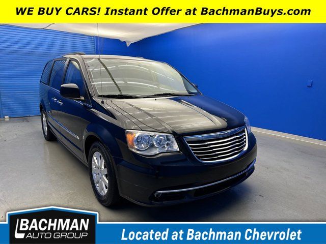 2016 Chrysler Town & Country Touring