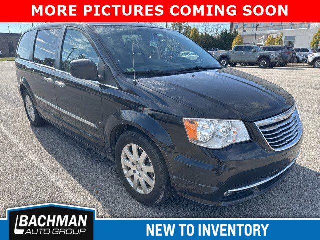 2016 Chrysler Town & Country Touring