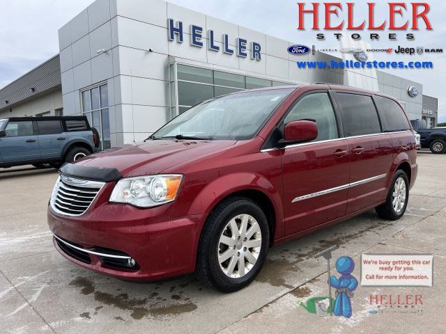 2016 Chrysler Town & Country Touring