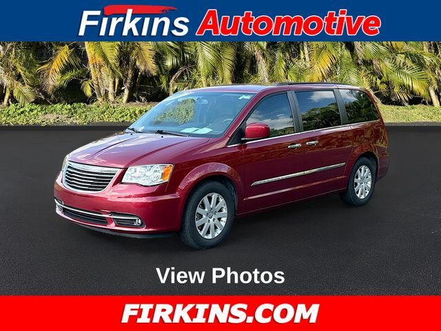 2016 Chrysler Town & Country Touring