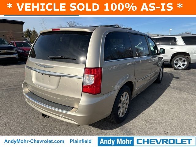 2016 Chrysler Town & Country Touring