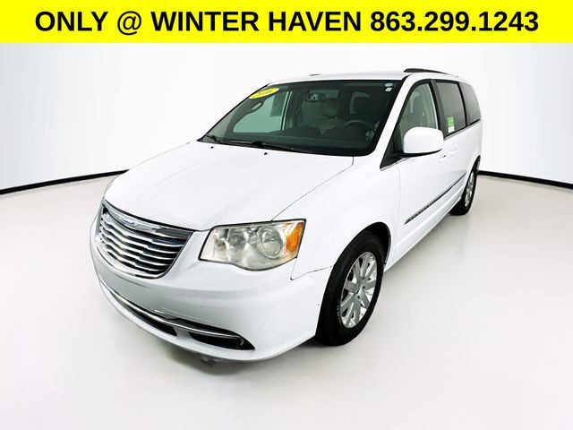 2016 Chrysler Town & Country Touring