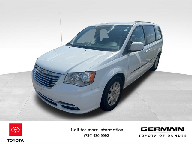 2016 Chrysler Town & Country Touring