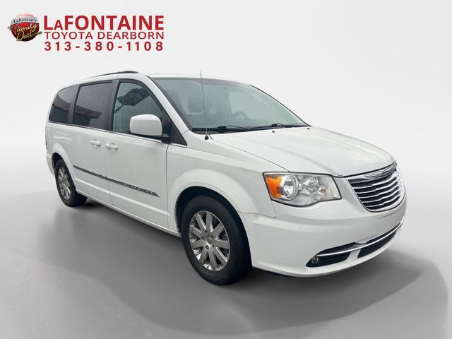 2016 Chrysler Town & Country Touring