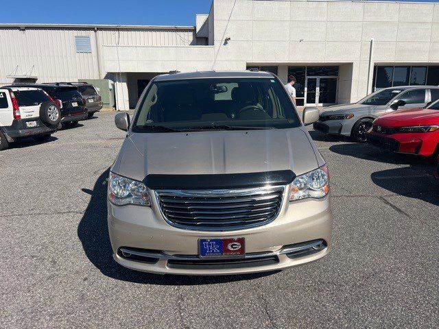 2016 Chrysler Town & Country Touring