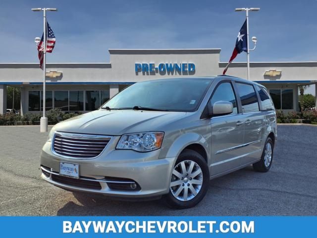 2016 Chrysler Town & Country Touring