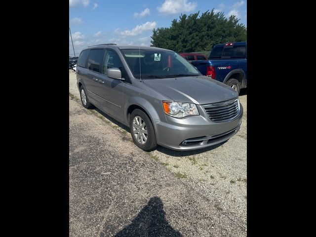 2016 Chrysler Town & Country Touring