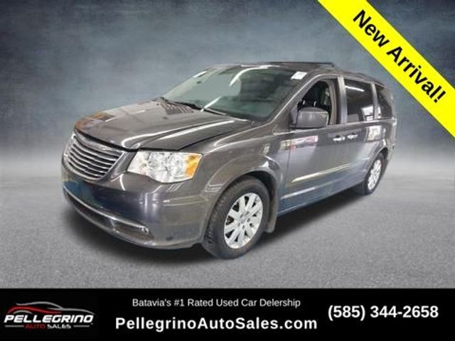 2016 Chrysler Town & Country Touring