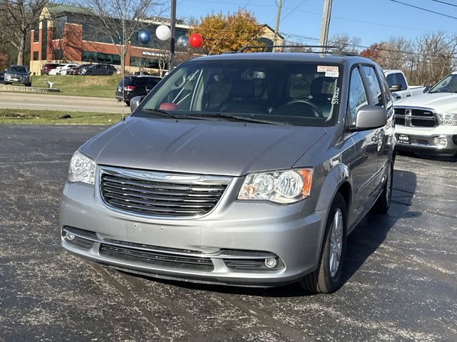 2016 Chrysler Town & Country Touring