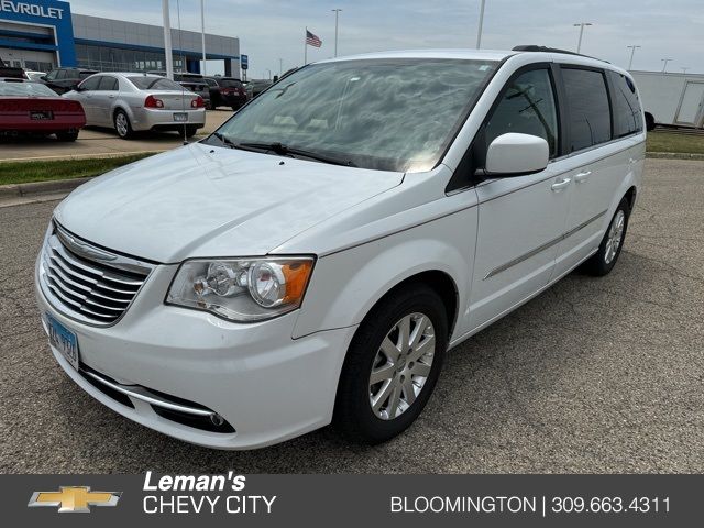 2016 Chrysler Town & Country Touring