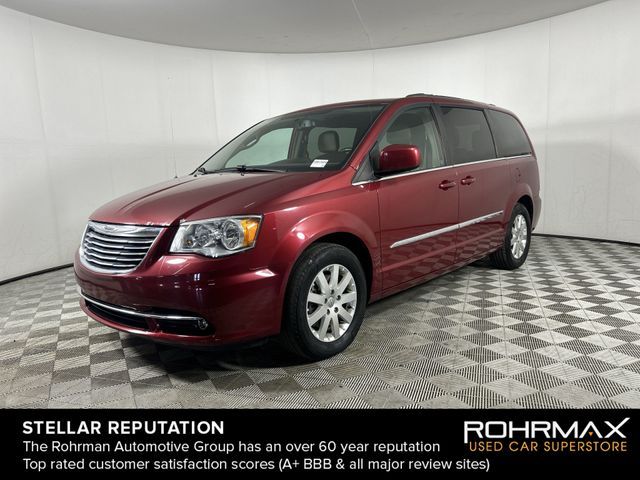 2016 Chrysler Town & Country Touring