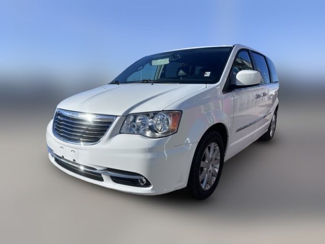 2016 Chrysler Town & Country Touring