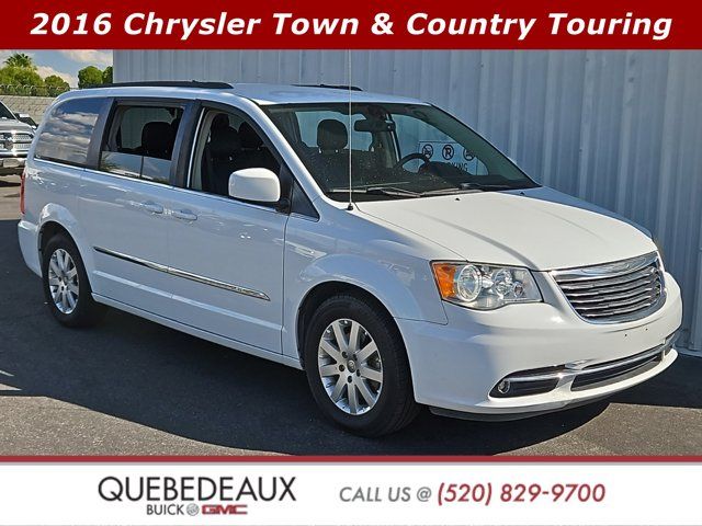 2016 Chrysler Town & Country Touring