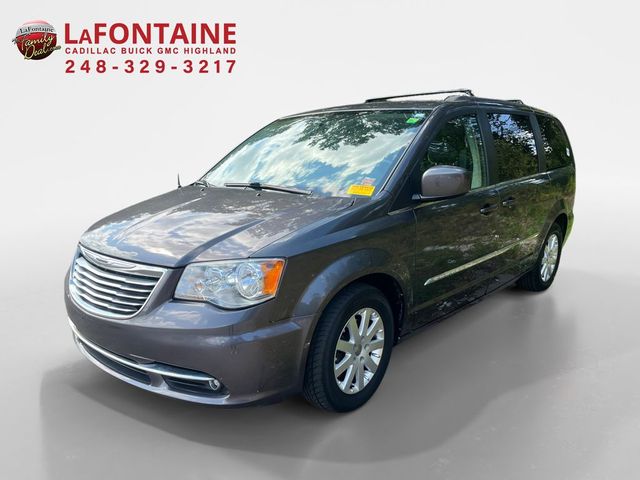 2016 Chrysler Town & Country Touring