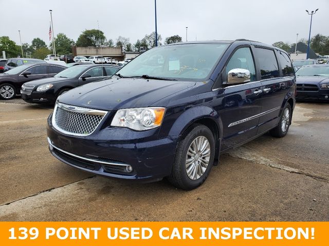 2016 Chrysler Town & Country Touring-L Anniversary Edition