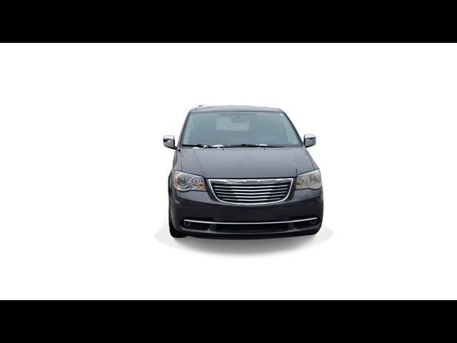 2016 Chrysler Town & Country Touring-L