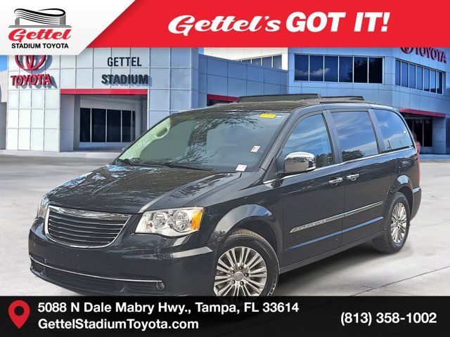 2016 Chrysler Town & Country Touring-L