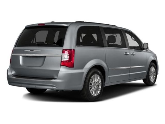 2016 Chrysler Town & Country Touring-L